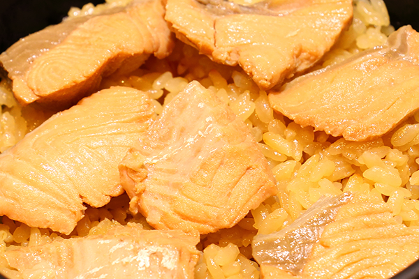 鮭の炊き込みごはん