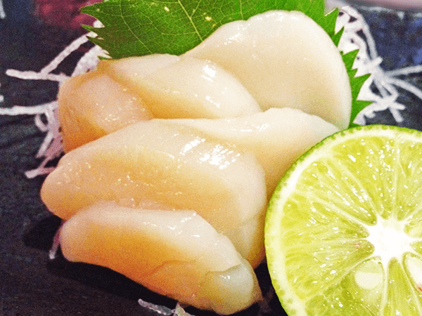 生ホタテの刺身