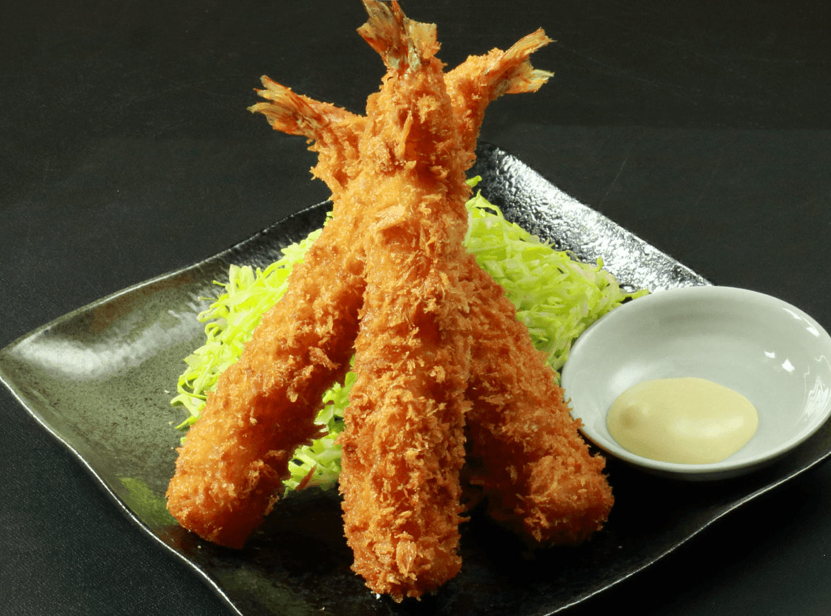 洋食屋御用達の特大エビフライ