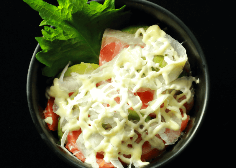 極み鮭アボカド丼