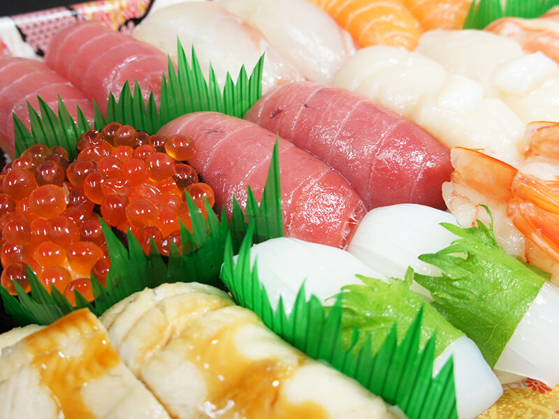 北辰鮨系列店 どん辰 寿司盛り合わせ