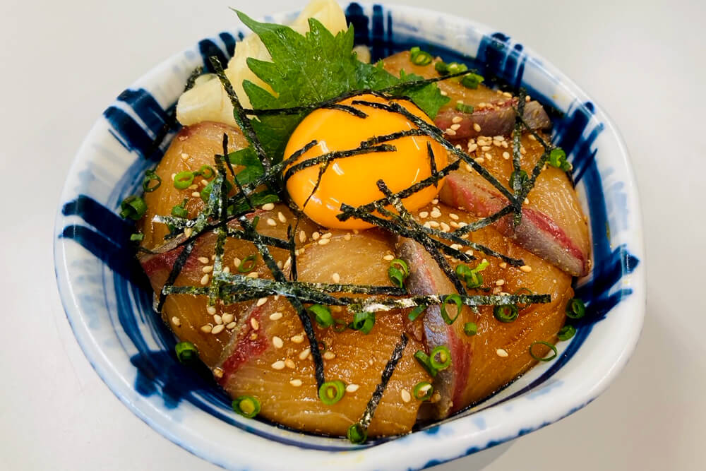 りゅうきゅう丼（若武者ぶり）